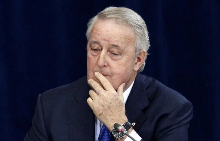 Former Canadian prime minister Brian Mulroney testifying at a public inquiry into his accepting cash in envelopes.